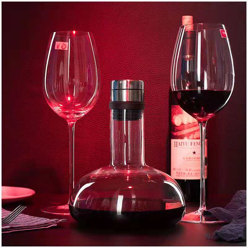 玻璃紅酒醒酒器引發連鎖失效 玻璃紅酒醒酒器引發連鎖失效